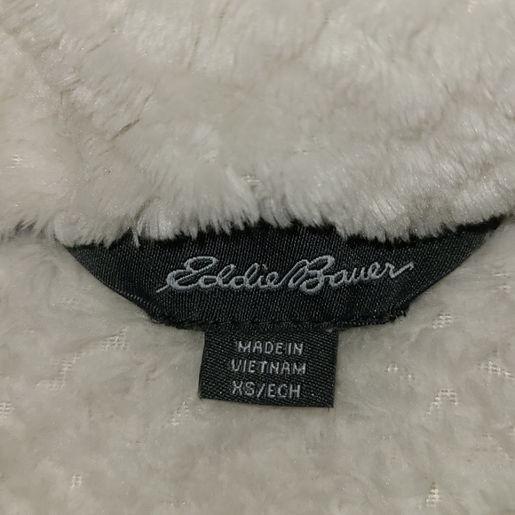 Fuzzy pullover - Picture 2 of 3